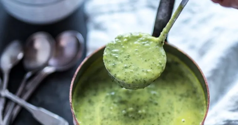 Supă cremă de broccoli