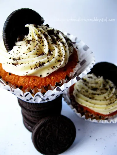 Oreo Cupcakes cu Cream Cheese Frosting