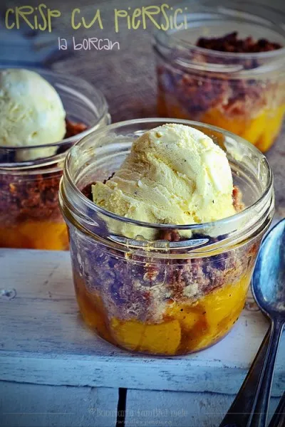 Crisp cu piersici… la borcan