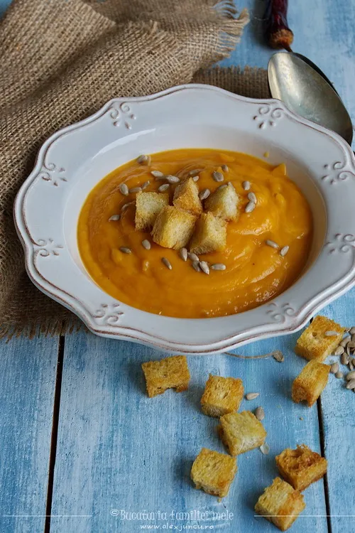 Supa crema de cartof dulce cu ghimbir
