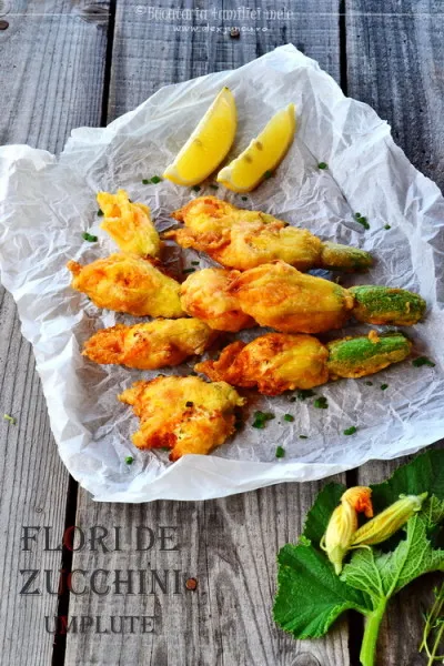 Flori de zucchini umplute