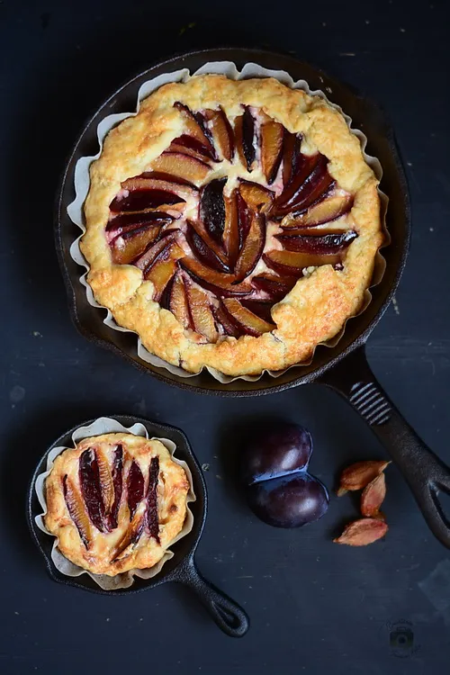 Galette cu prune si mascarpone, pate brisee, Pâte Brisée, Tarta cu prune, alex juncu, bucataria familiei mele