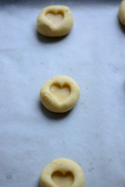Biscuiți cu gem – Shortbread Jam Thumbprint Cookies- Bucataria familiei mele