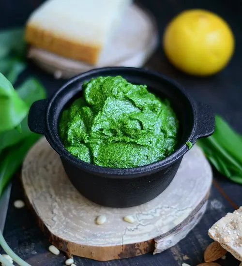 Pesto de leurdă