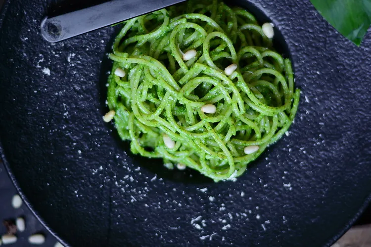 Pesto de leurda - Bucataria familiei mele