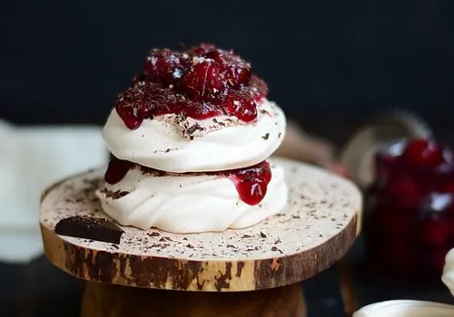 Black forest mini pavlova