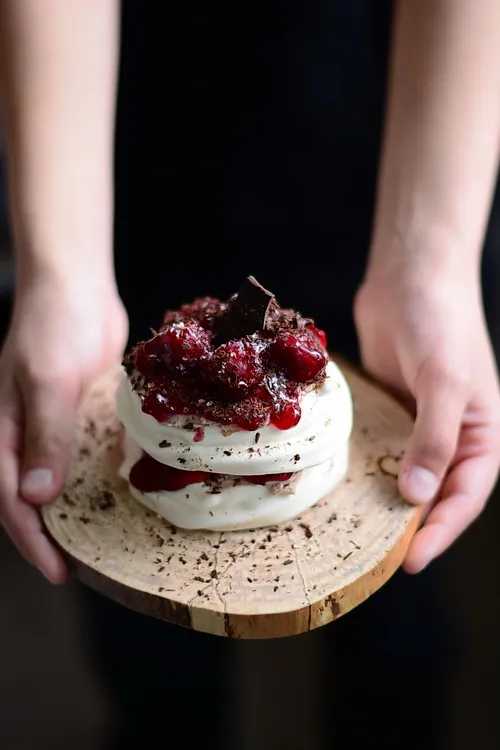 Black forest mini pavlova 