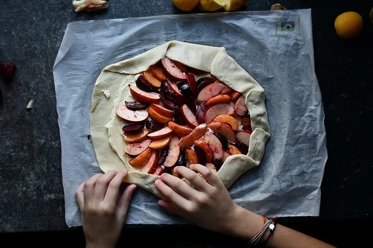 Pâte brisée cu piersici