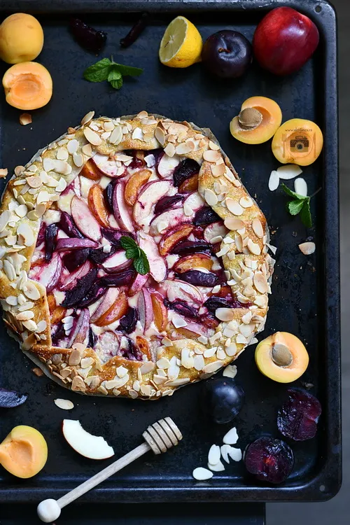 galette cu drupe si mascarpone-Bucătăria familiei mele - alex juncu