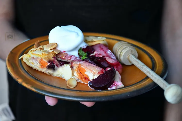 galette cu fructe - bucătăria familiei mele 