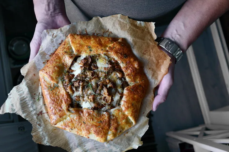 galette cu gălbiori- Bucătăria familiei mele - Alex Juncu