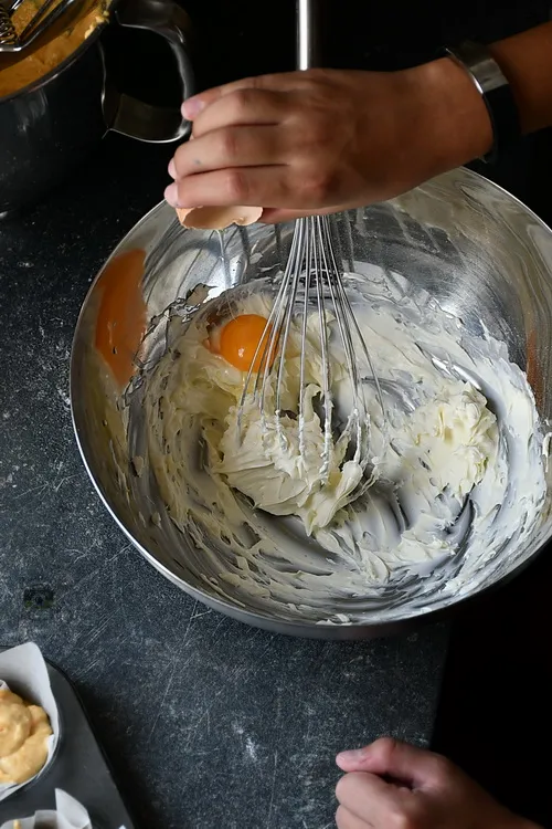 Crema de brânză dulce- Bucătăria familiei mele - alex juncu
