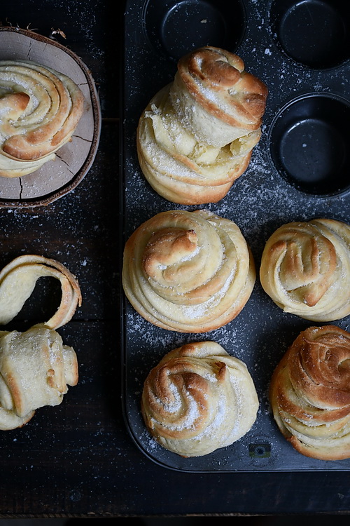 muffin + croissant - Bucătăria familiei mele - Alex Juncu