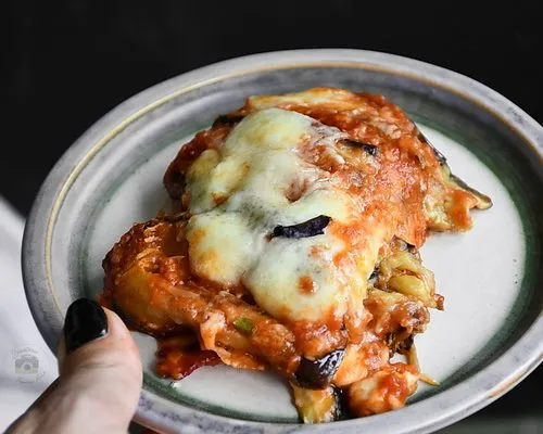 Parmigiana di melanzane / Vinete cu parmezan