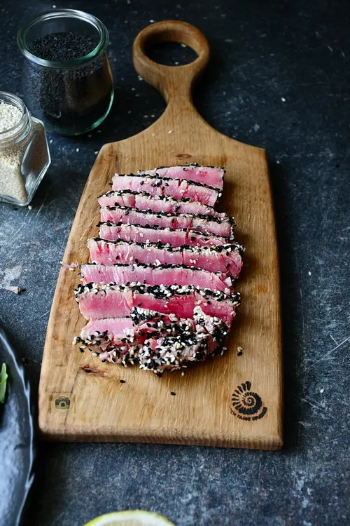 Steak de ton în crusta de semințe - Bucătăria familiei mele -www.alexjuncu.ro