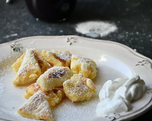 Firimiturile împăratului sau Kaiserschmarrn/Clătite austriece