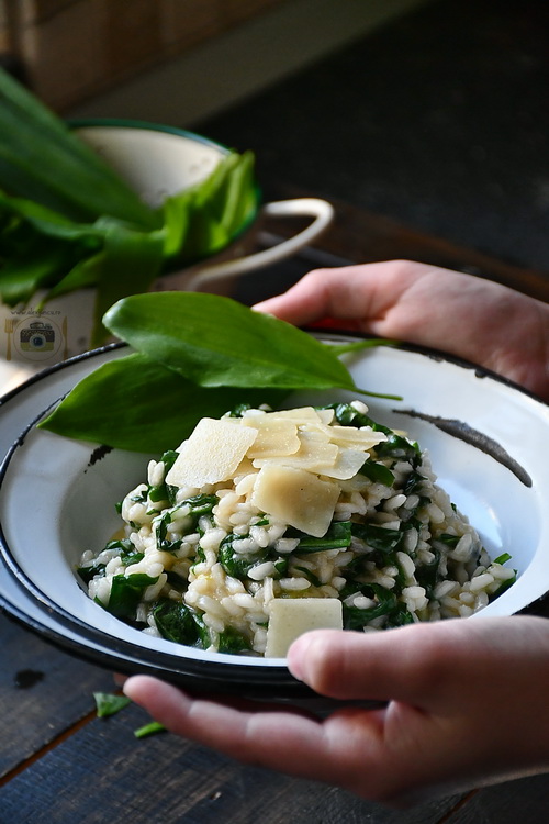 Wild garlic risotto - Bucătăria familiei mele-www.alexjuncu.ro