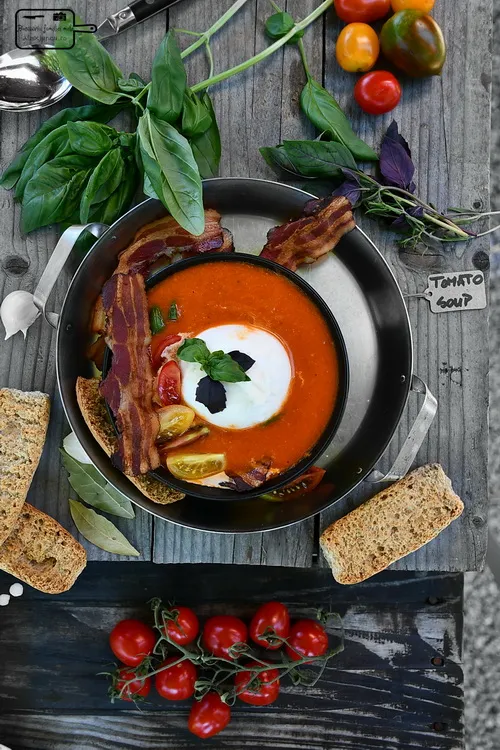 upa de rosii cu burrata- Bucătăria familiei mele - www.alexjuncu.ro
