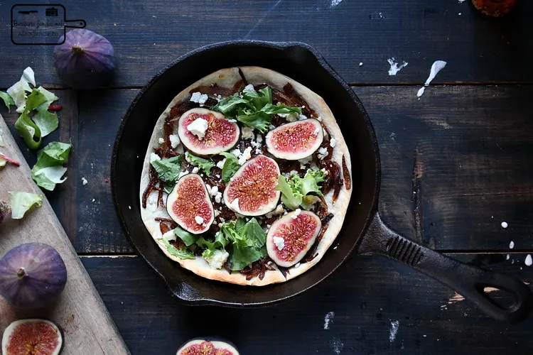 Flatbread cu smochine - Bucătăria familiei mele -www.alexjuncu.ro