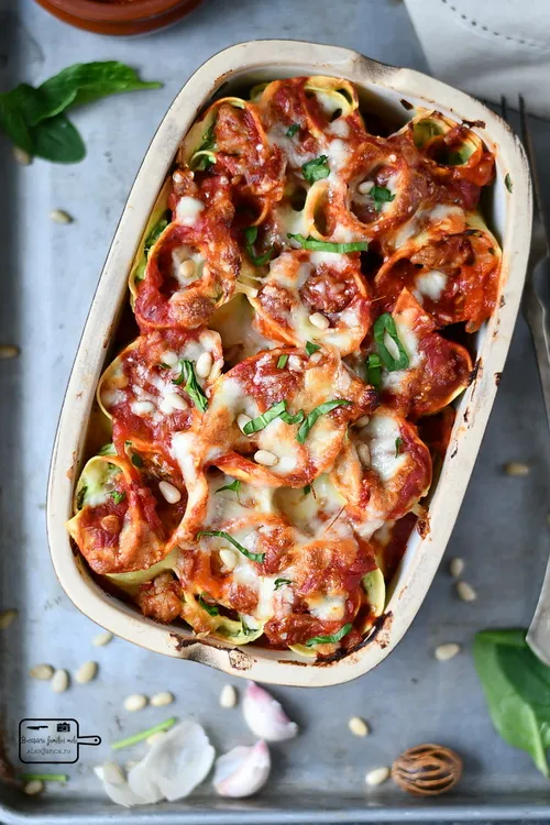 Lasagna rolls cu ricotta si spanac - Bucătăria familiei mele - www.alexjuncu.ro