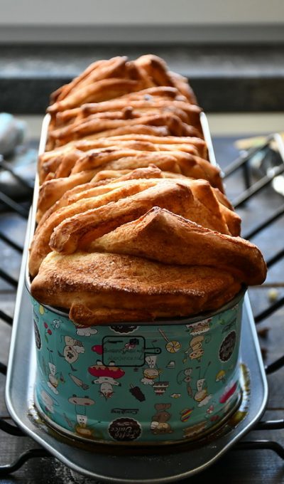 Cozonac felii sau pull-apart cinnamon bread