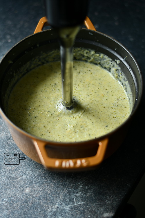 Supa crema de broccoli- Bucătăria familiei mele - www.alexjuncu.ro