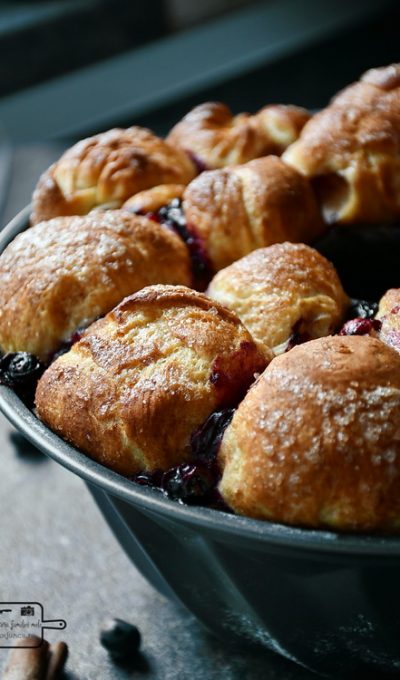 Pâine dulce cu afine și scorțișoară /Monkey bread