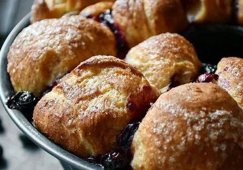 Pâine dulce cu afine și scorțișoară /Monkey bread