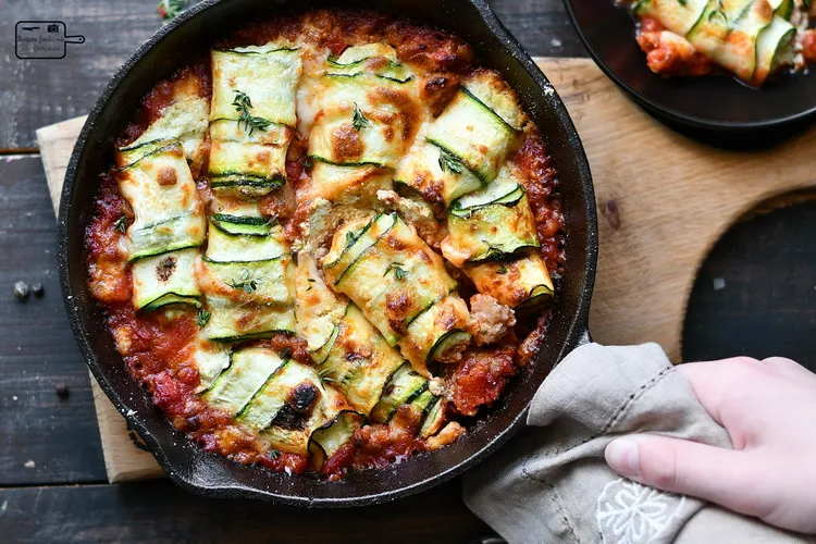 Involtini de zucchini cu ricotta - Bucătăria familiei mele- www.alexjuncu.ro