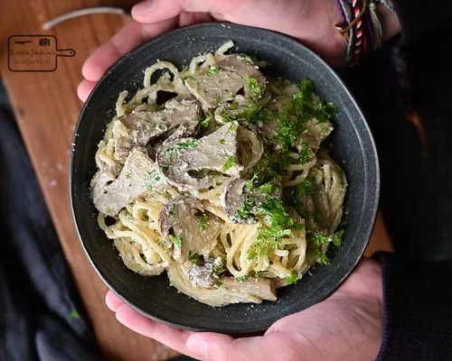 Spaghete cu ricotta și hribi