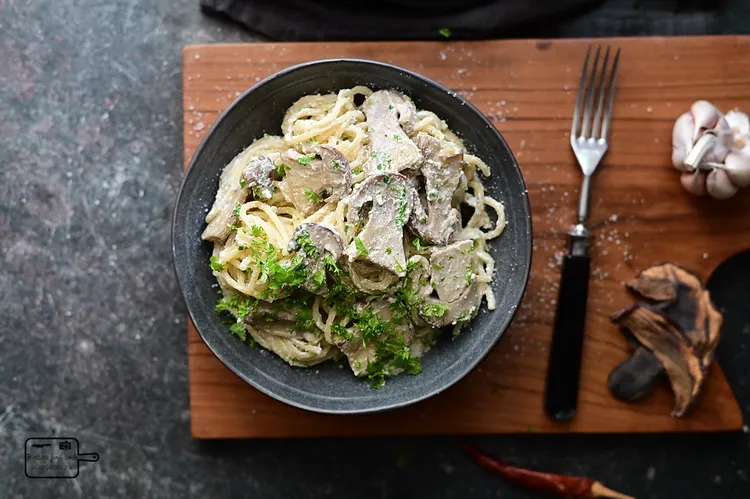 Spaghete cu ricotta și hribi - Bucătăria familiei mele - www.alexjuncu.ro
