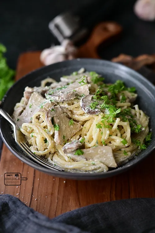 Spaghette cu ricotta și hribi - Bucătăria familiei mele - www.alexjuncu.ro