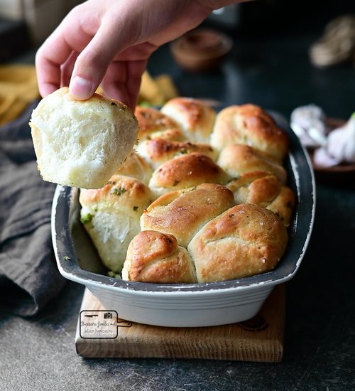Pâine cu usturoi / Pull apart garlic bread