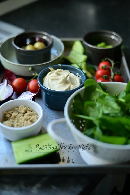 hummus - Bucătăria familiei mele - www.alexjuncu.ro