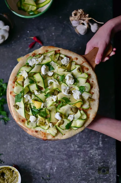 Pizza cu zucchinni - Bucataria familieie mele - www.alexjuncu.ro