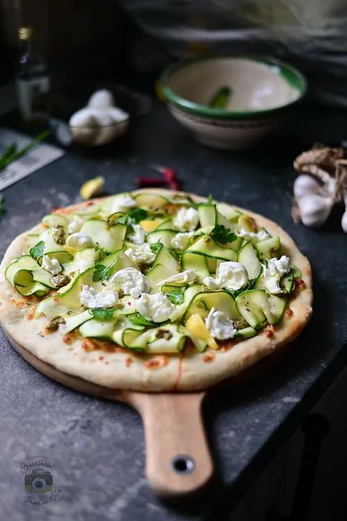 Felii pizza cu zucchini - Bucătăria familiei mele - www.alexjuncu.ro
