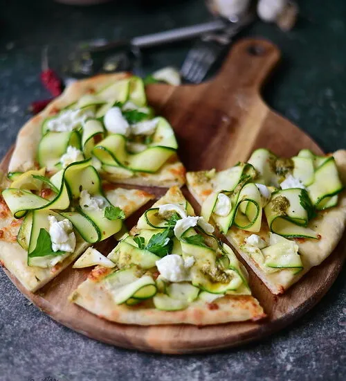 Pizza cu zucchini