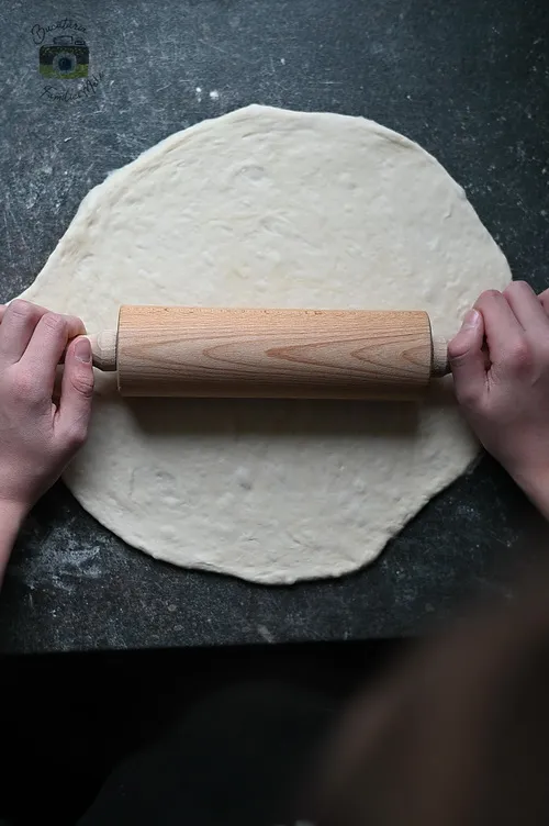 Aluat pizza - Bucătăria Familiei mele - www.alexjuncu.ro