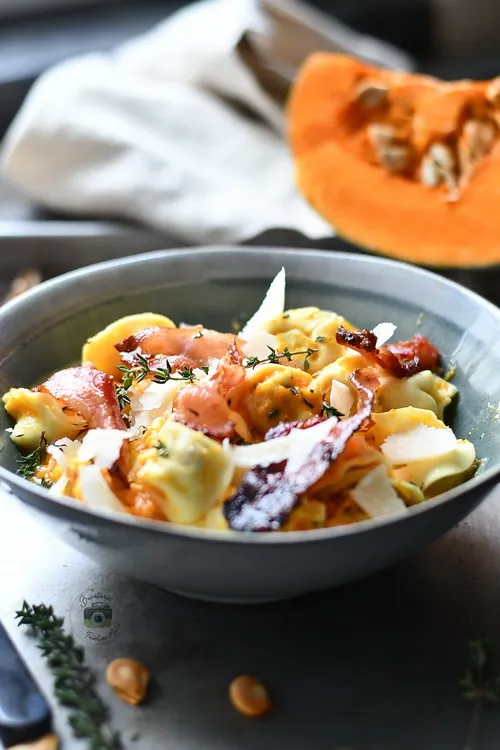 Tortellini Carbonara cu dovleac - Bucătăria familiei mele - www.alexjuncu.ro cu dovleac