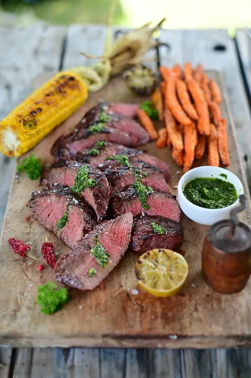 Steak marinat la grill - Bucătăria familiei mele - www.alexjuncu.ro