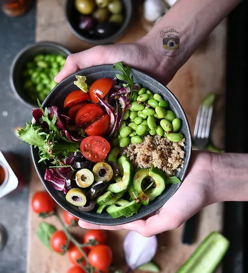Salată de quinoa cu edamame / Quinoa Buddha Bowl