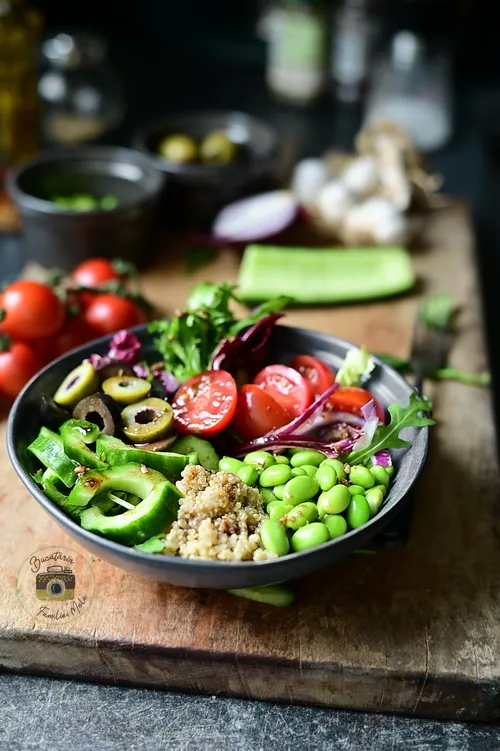 Salată de Quinoa bowl - Bucătăria familiei mele - www.alexjuncu.ro