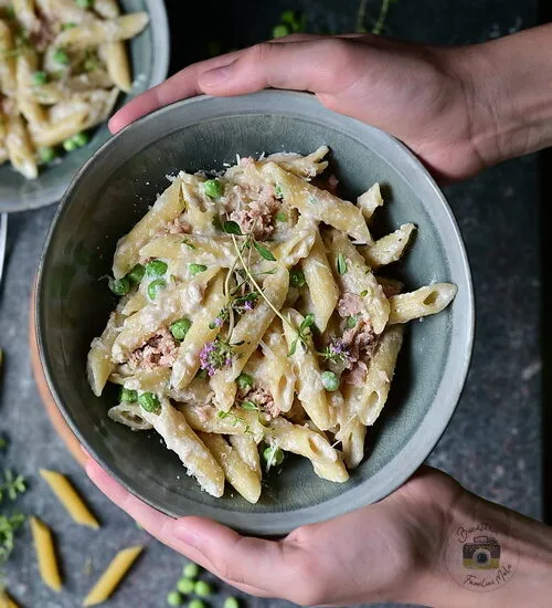 Penne cu ton și mazăre