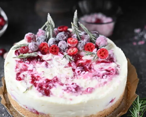 Cheesecake cu merișoare, fără coacere