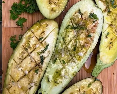 Vinete la Grătar cu Feta și Usturoi